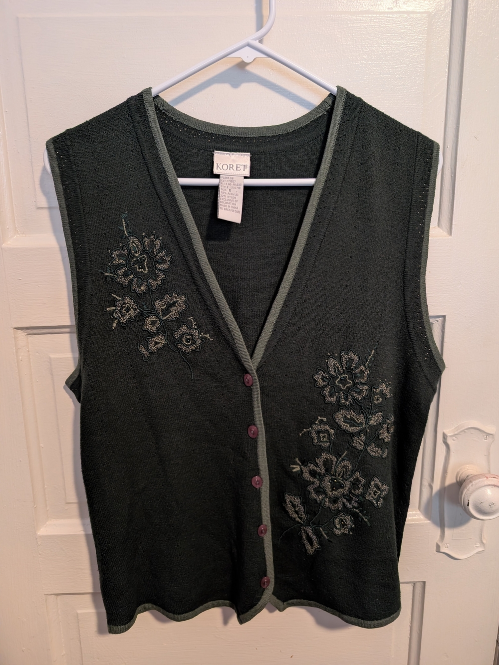 Cottagecore Whimsigoth Vintage Dark Green Floral Embroidered V-Neck Sweater Vest